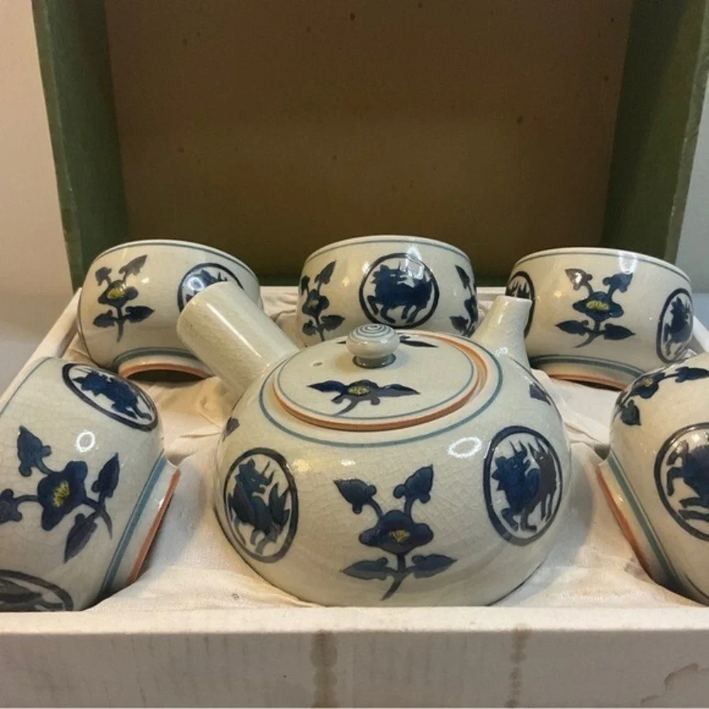 Vintage Japanese Ceramic Tea Set‎ Teapot Cups Blue Floral Design